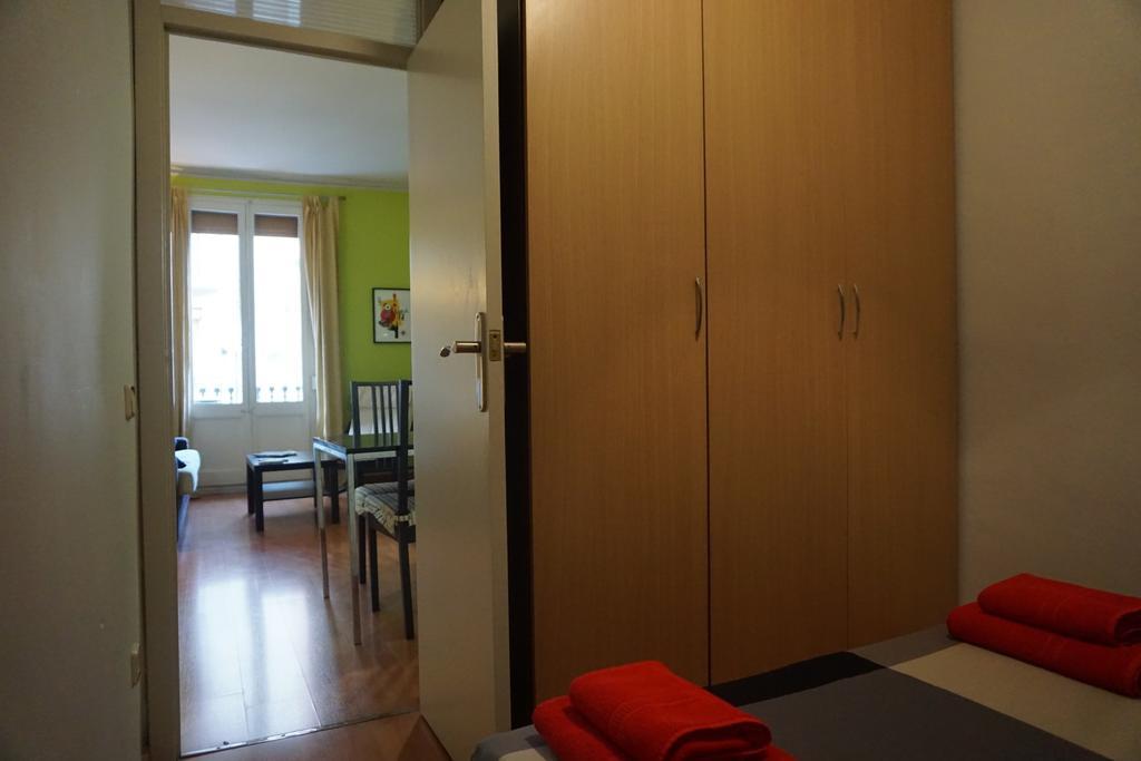 Aparteasy - Montjuic & Fira Appartamento Barcellona