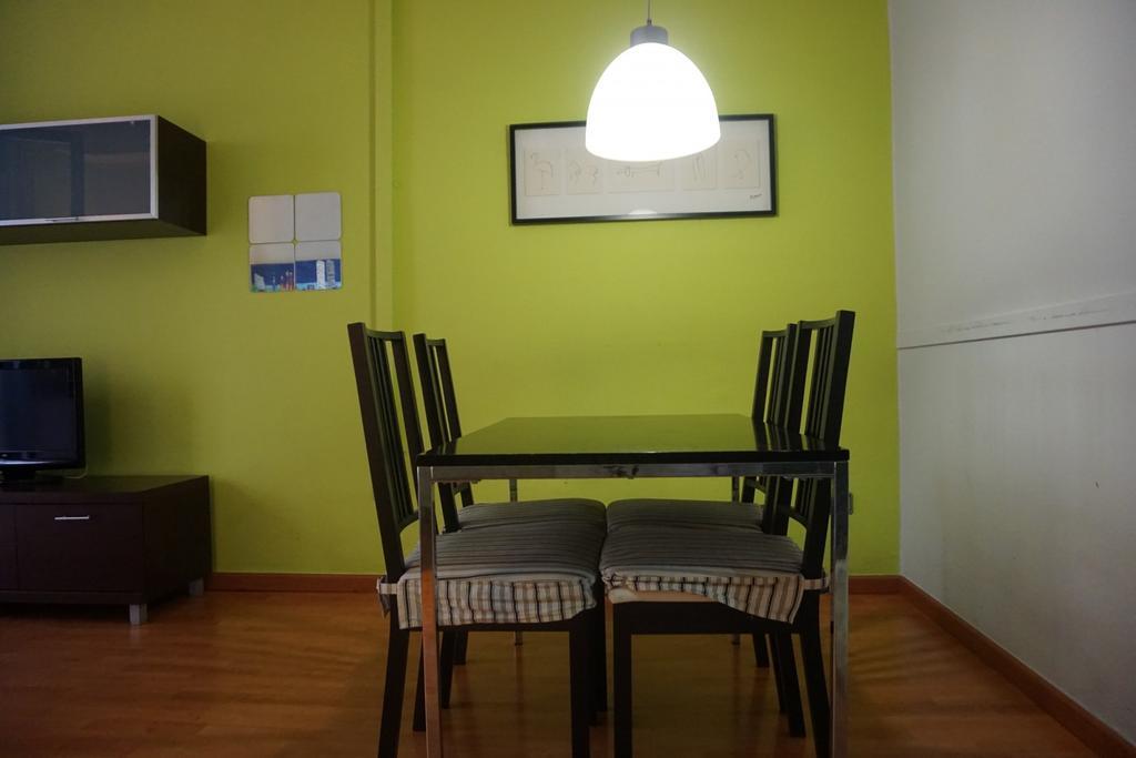 Aparteasy - Montjuic & Fira Barcellona